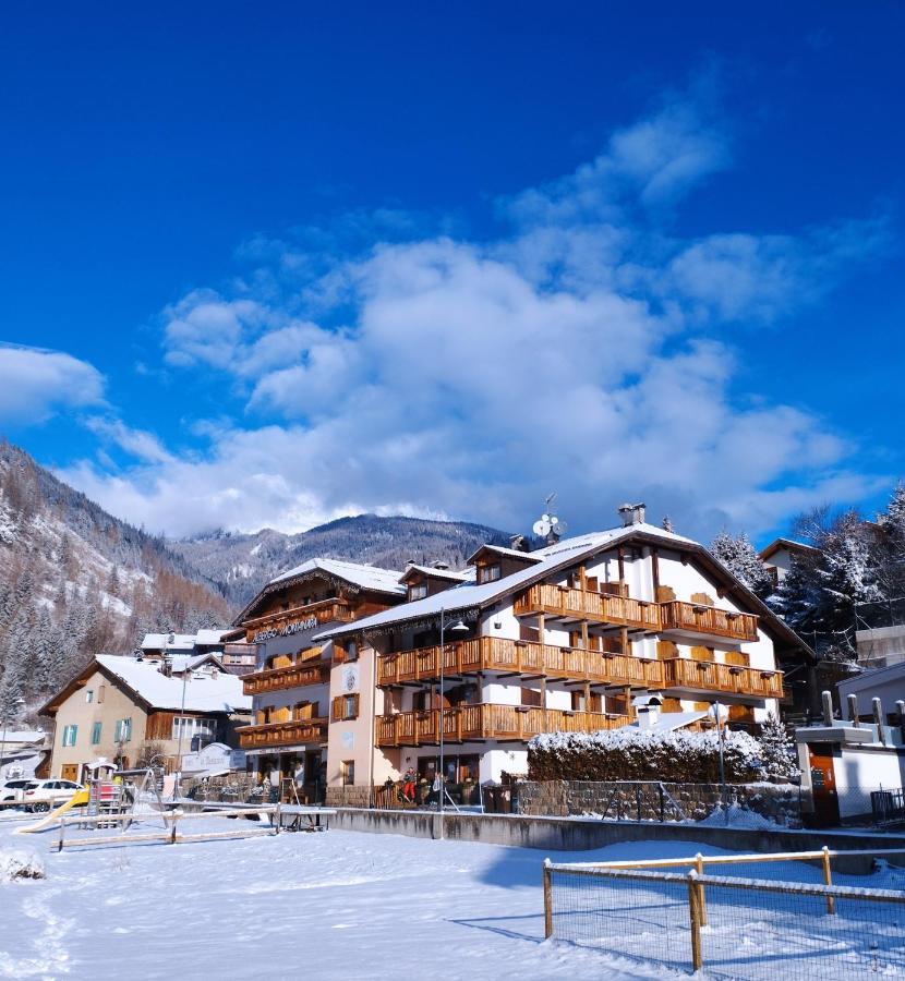Hotel La Montanara Predazzo Eksteriør bilde